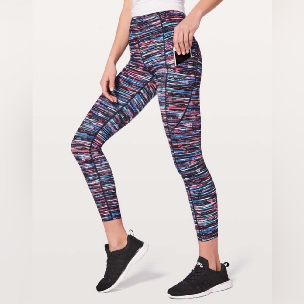 Lululemon multi color fast and free legging